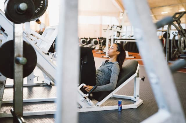 Trening split co to? Odkryj skuteczne metody na budowę masy mięśniowej Trening split co to? Odkryj skuteczne metody na budowę masy mięśniowej